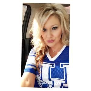 Meet your Posher, Angie